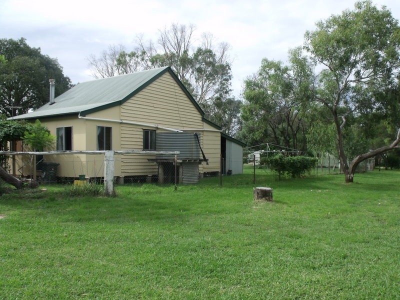 9  Bungil Street, Roma QLD 4455