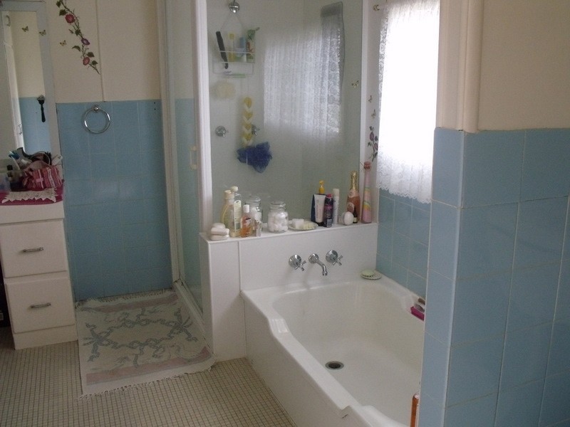 19  Crawford Street, Roma QLD 4455