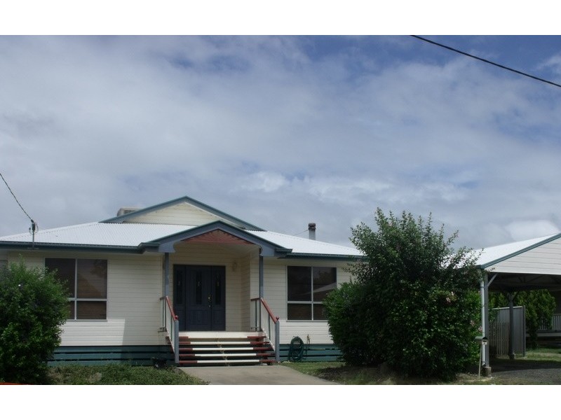 6 Alex Parade, Roma QLD 4455