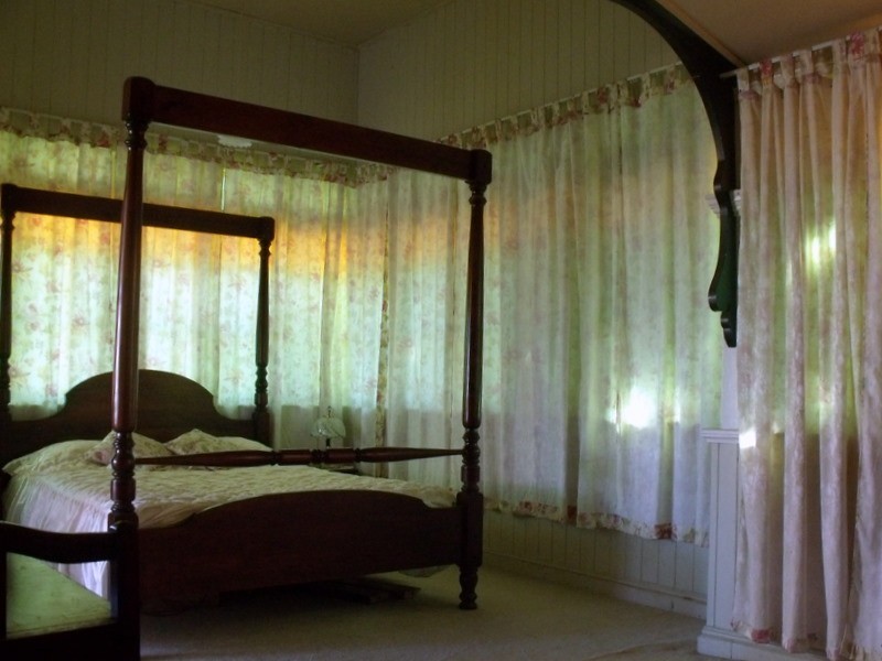 15 Alfred St, Roma QLD 4455