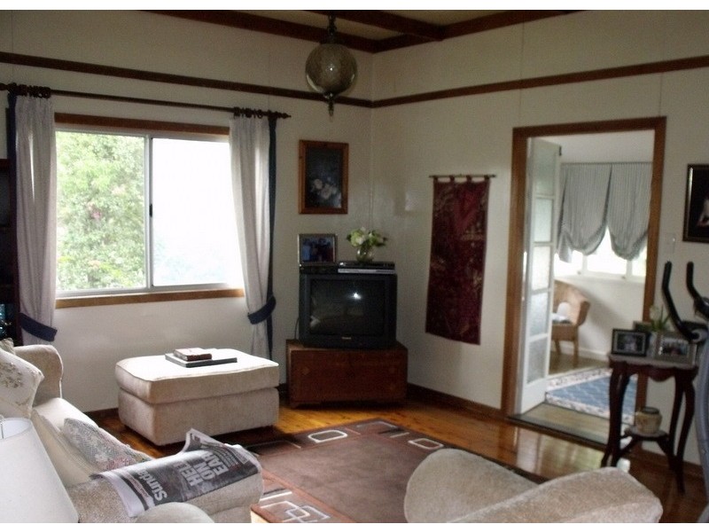 98  Miscamble Street, Roma QLD 4455