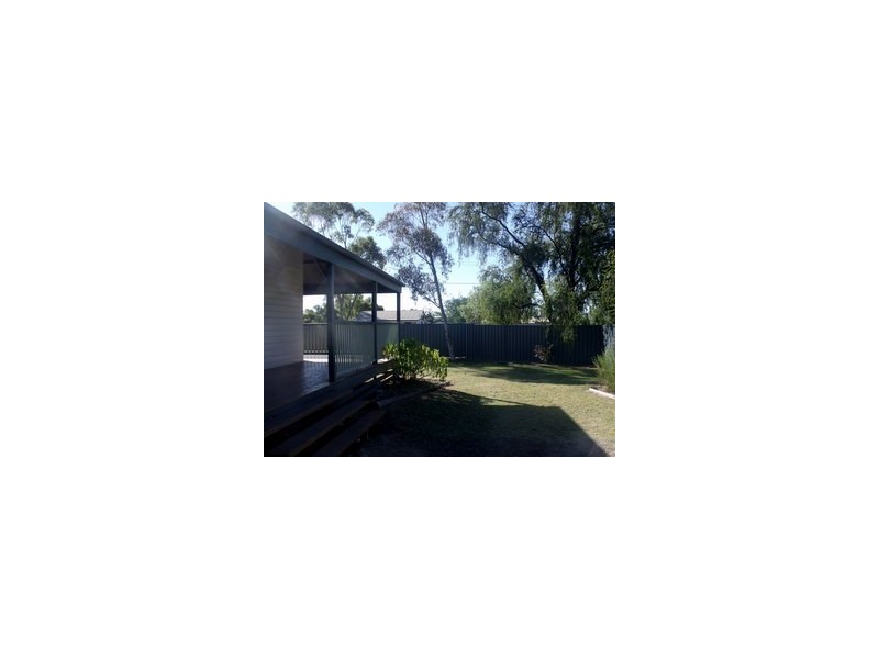 94 Bowen Street, Roma QLD 4455