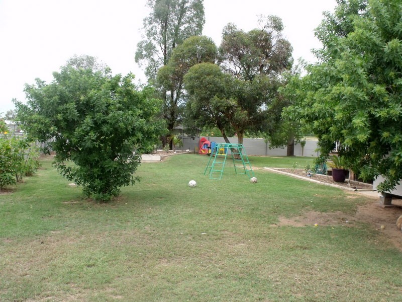 28 Hadwen Road, Roma QLD 4455