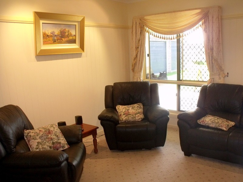 3 Lockyer Crescent, Roma QLD 4455