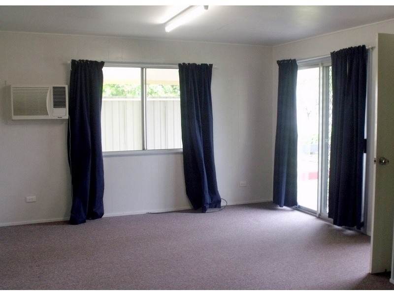19 Chrystal Street, Roma QLD 4455