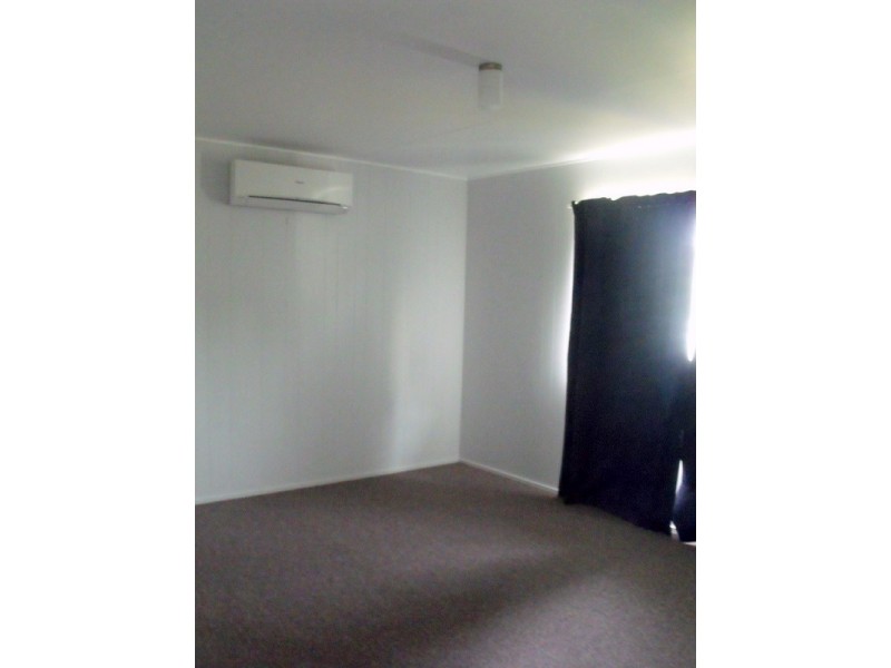 19 Chrystal Street, Roma QLD 4455