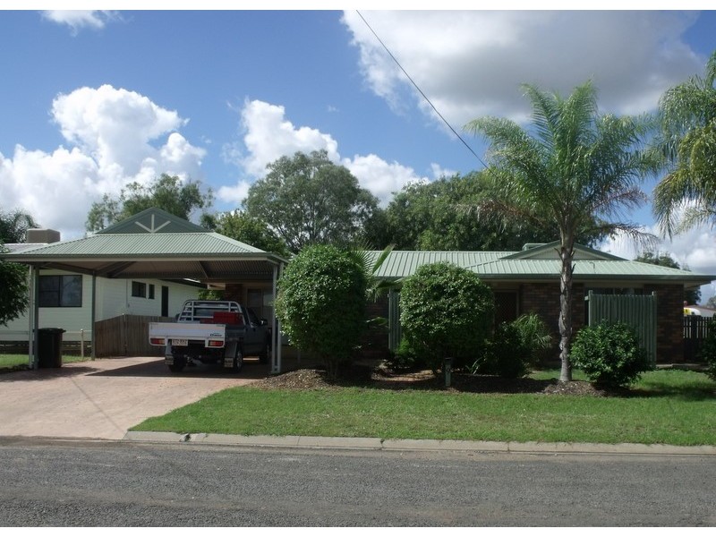 9 Rosedale Close, Roma QLD 4455