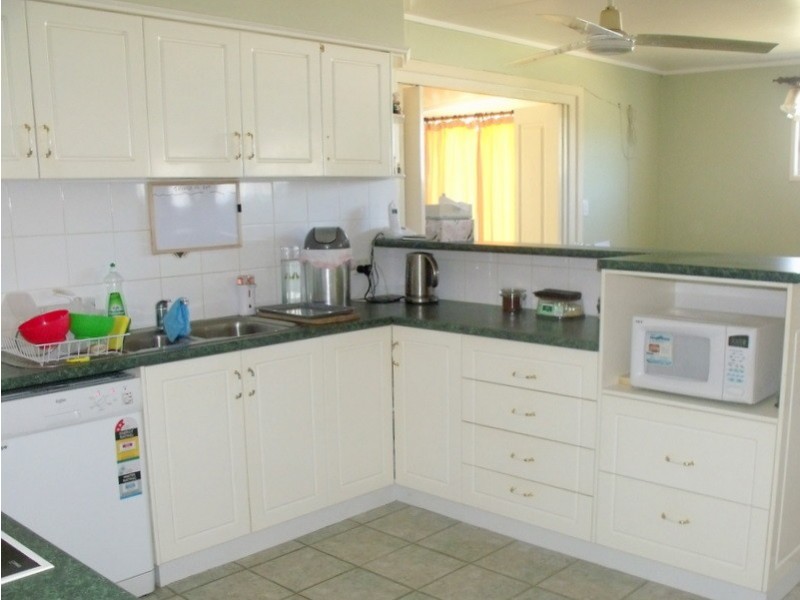 14 Lewis Street, Roma QLD 4455