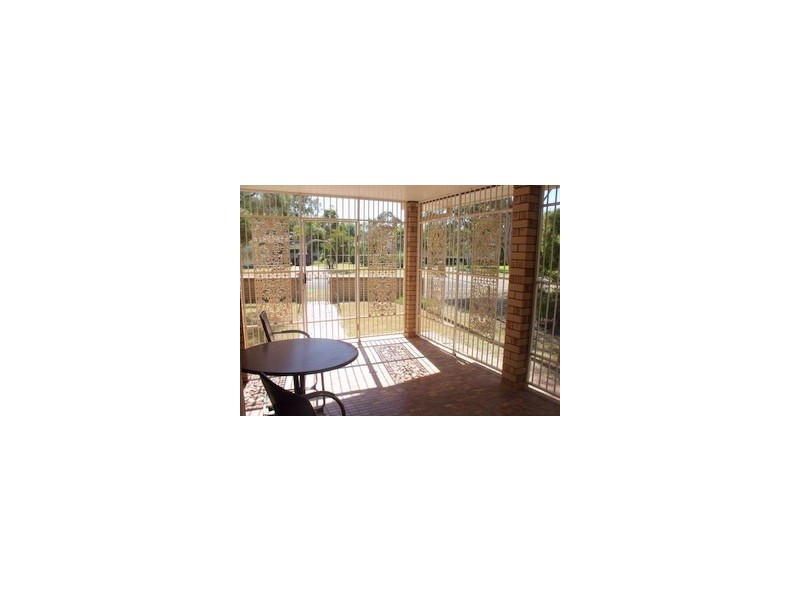 8 Martin Street, Roma QLD 4455