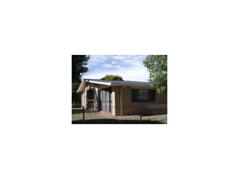 8 Martin Street, Roma QLD 4455