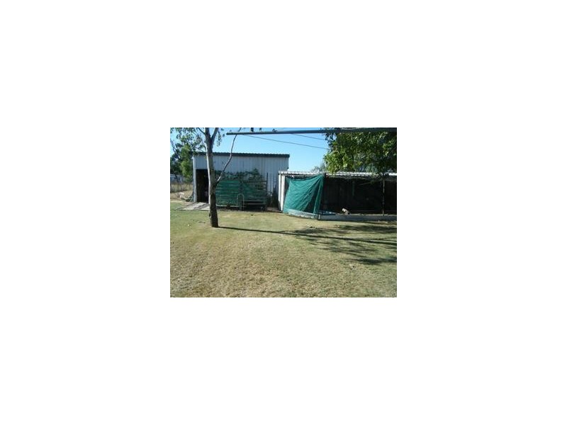 73 Rugby Street, Mitchell QLD 4465