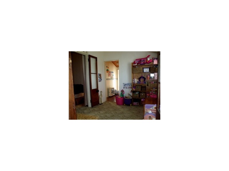 5 Spencer Street, Roma QLD 4455