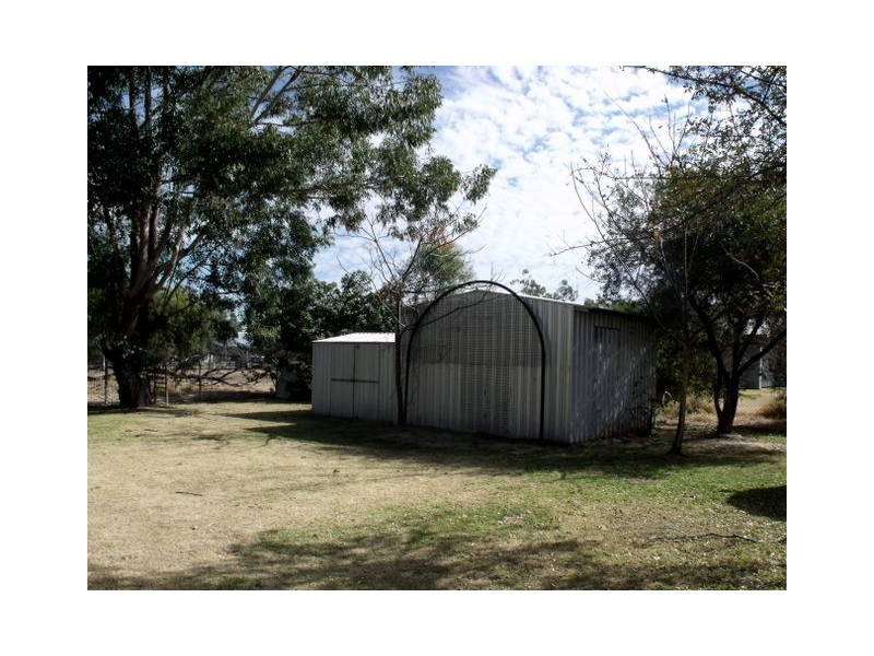 15 Wright Street, Roma QLD 4455