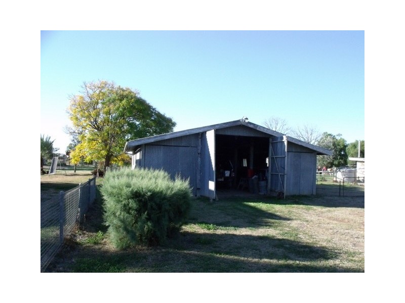 59 Russell Street, Wallumbilla QLD 4428