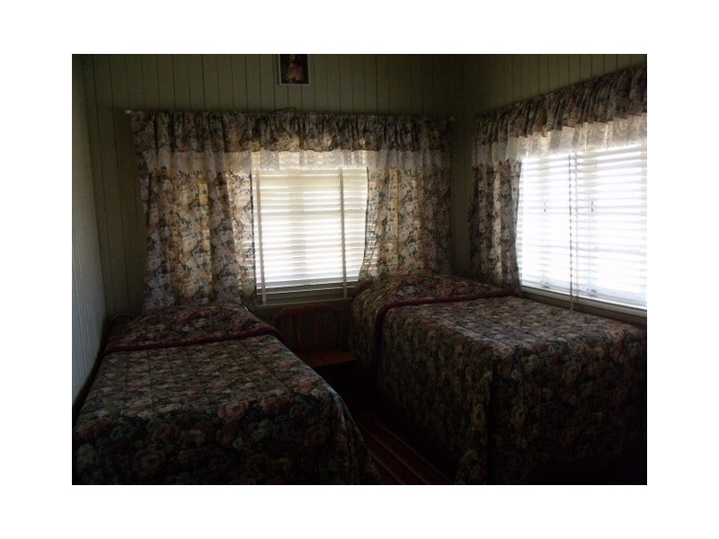 59 Russell Street, Wallumbilla QLD 4428