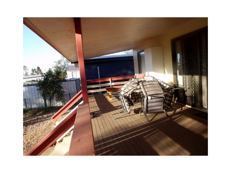 9 Powell Street, Roma QLD 4455