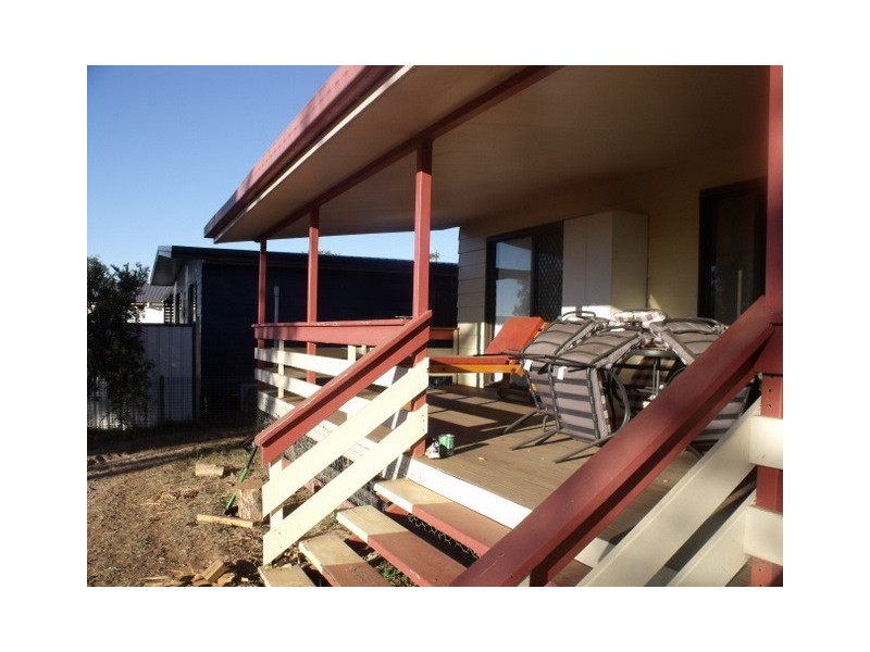 9 Powell Street, Roma QLD 4455