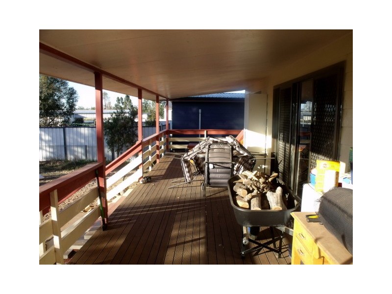 9 Powell Street, Roma QLD 4455