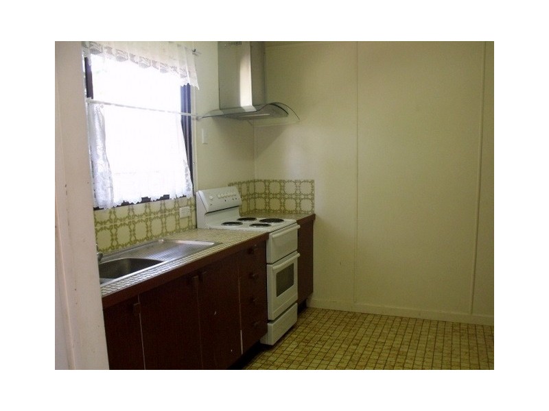58 Taylor Street, Roma QLD 4455