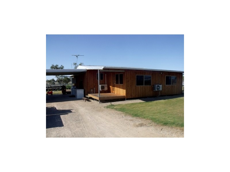 130 Woodside Road, Roma QLD 4455