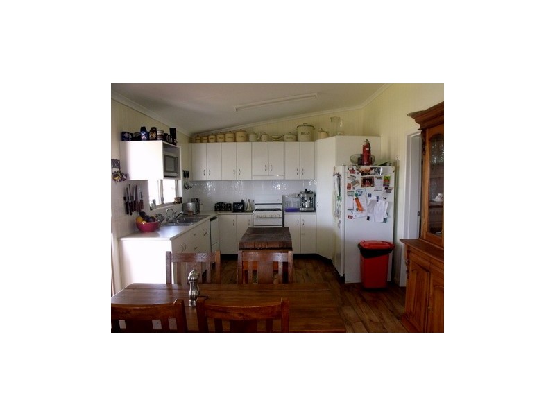 130 Woodside Road, Roma QLD 4455