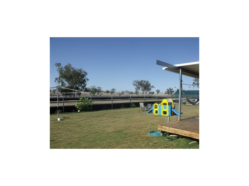 130 Woodside Road, Roma QLD 4455