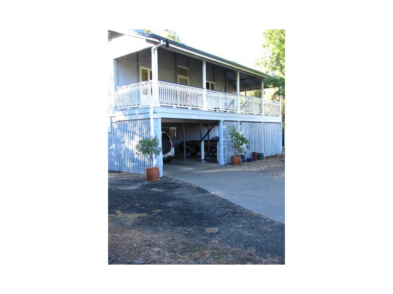 66 Charles Street, Roma QLD 4455