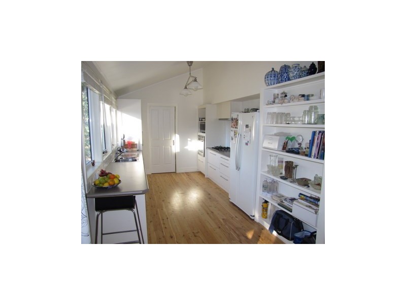 66 Charles Street, Roma QLD 4455