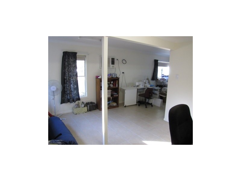 66 Charles Street, Roma QLD 4455