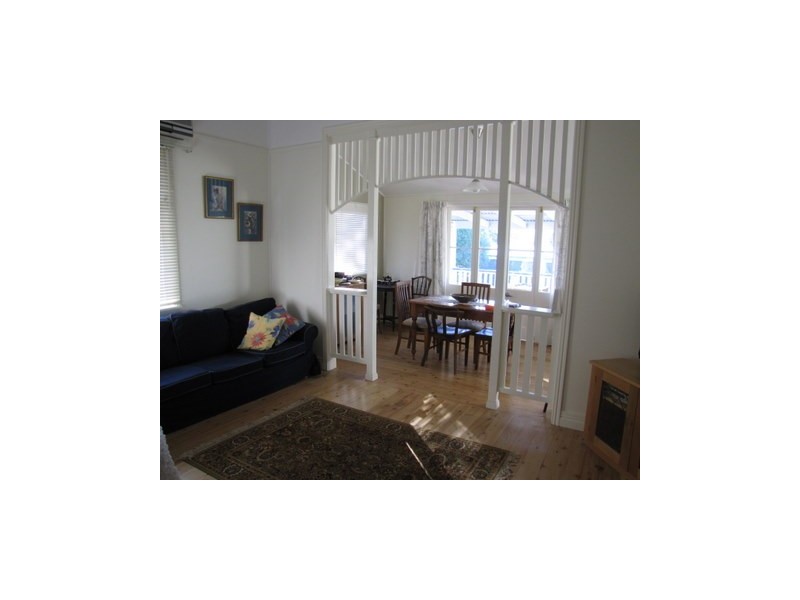 66 Charles Street, Roma QLD 4455