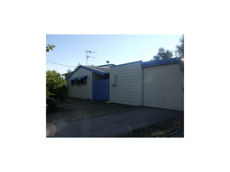 211 Edwardes Street, Roma QLD 4455