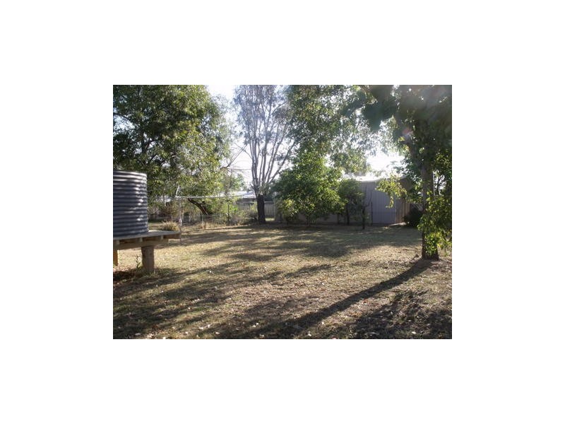 211 Edwardes Street, Roma QLD 4455