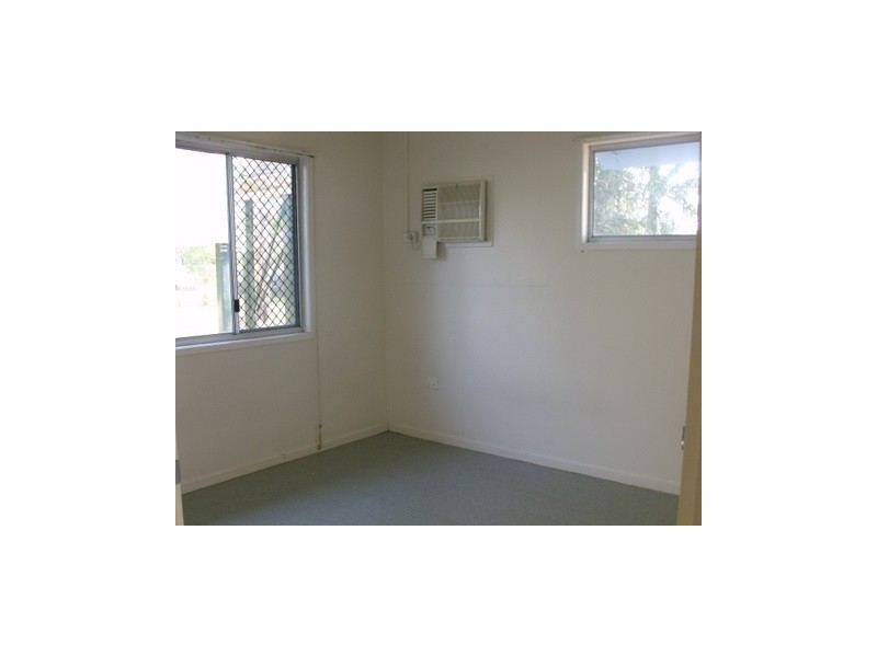 211 Edwardes Street, Roma QLD 4455
