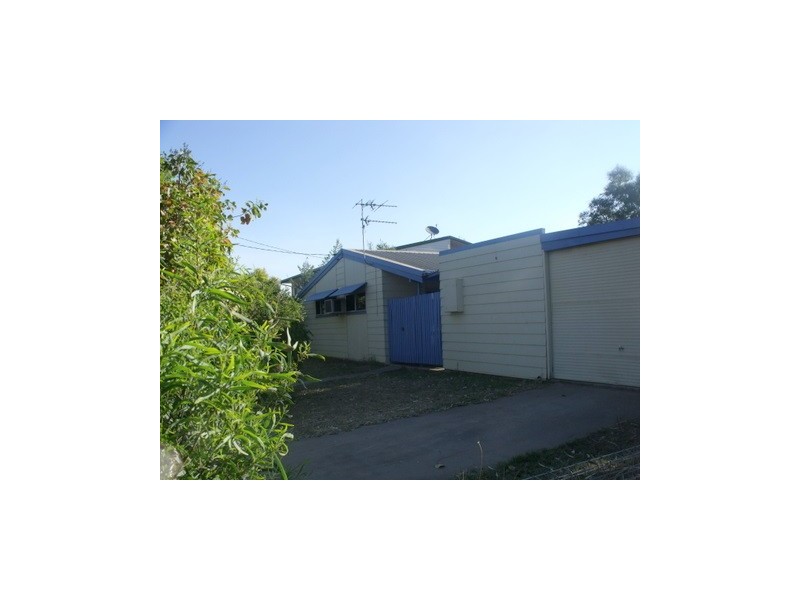 211 Edwardes Street, Roma QLD 4455