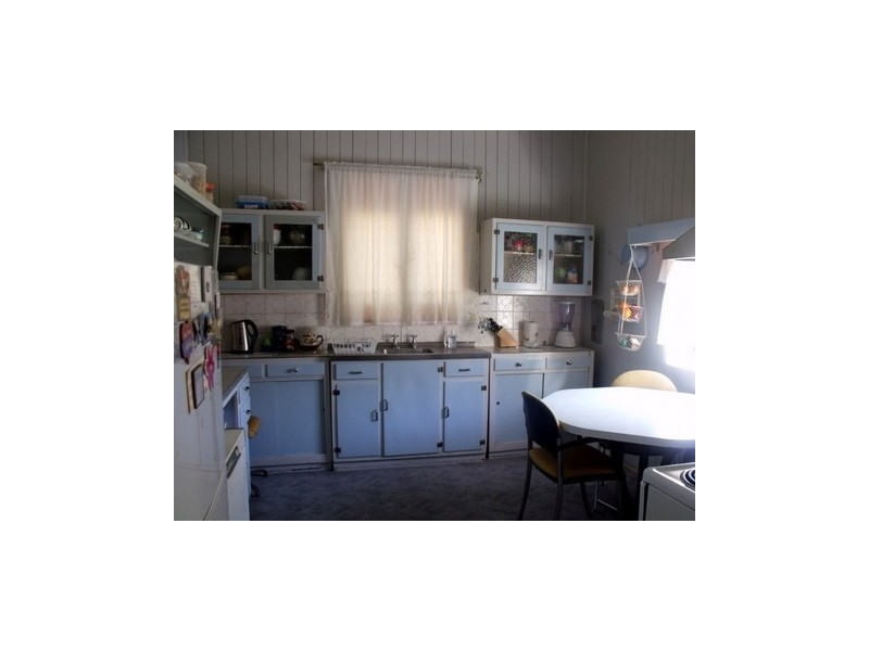 165 McDowall Street, Roma QLD 4455