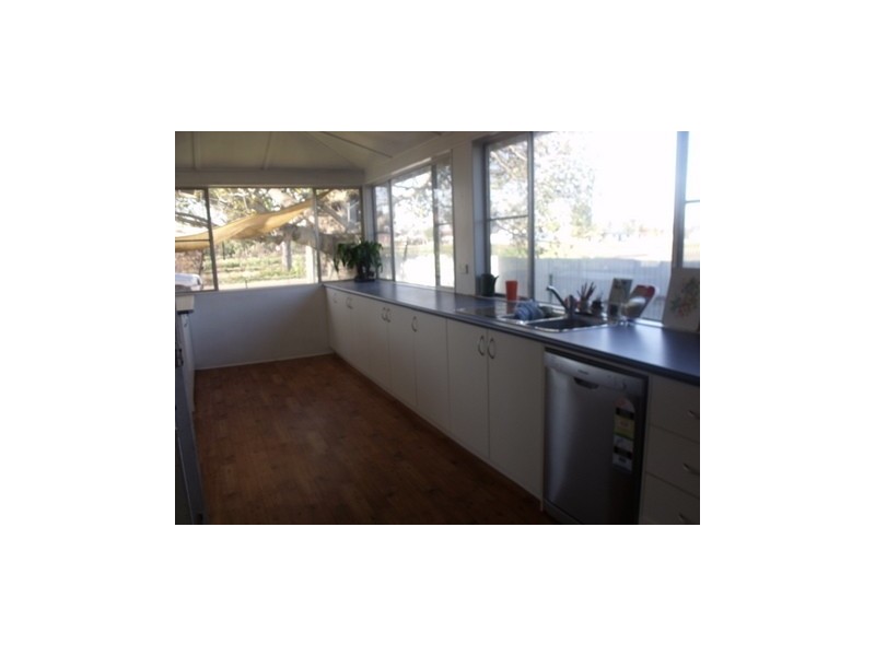 38 May Street, Wallumbilla QLD 4428