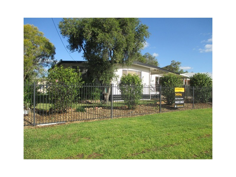 22 Mullavey Street, Roma QLD 4455