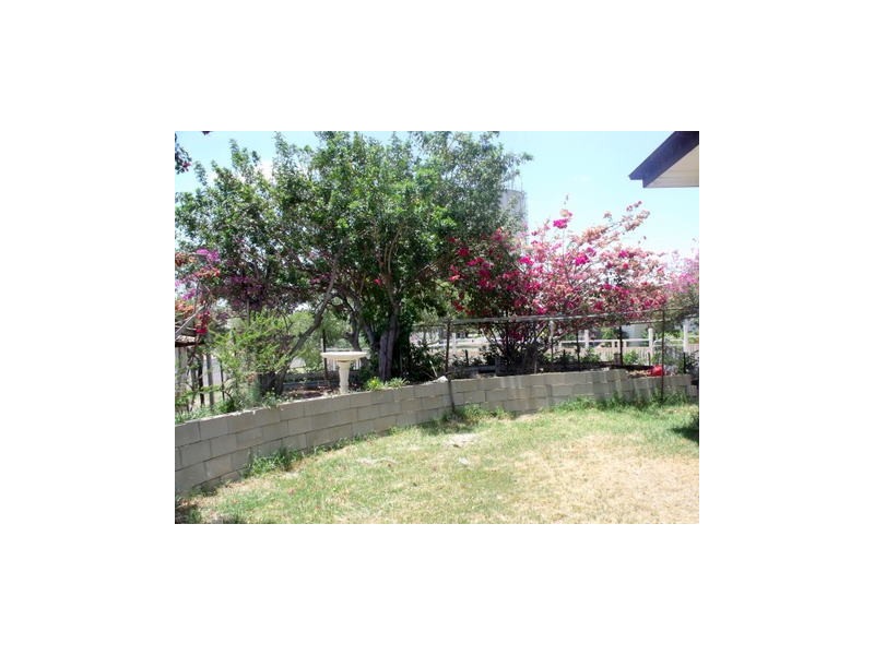 78 Bowen Street, Roma QLD 4455