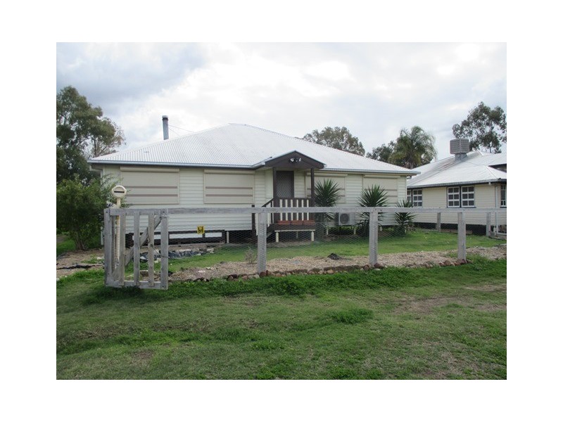 75 Hawthorne Street, Roma QLD 4455