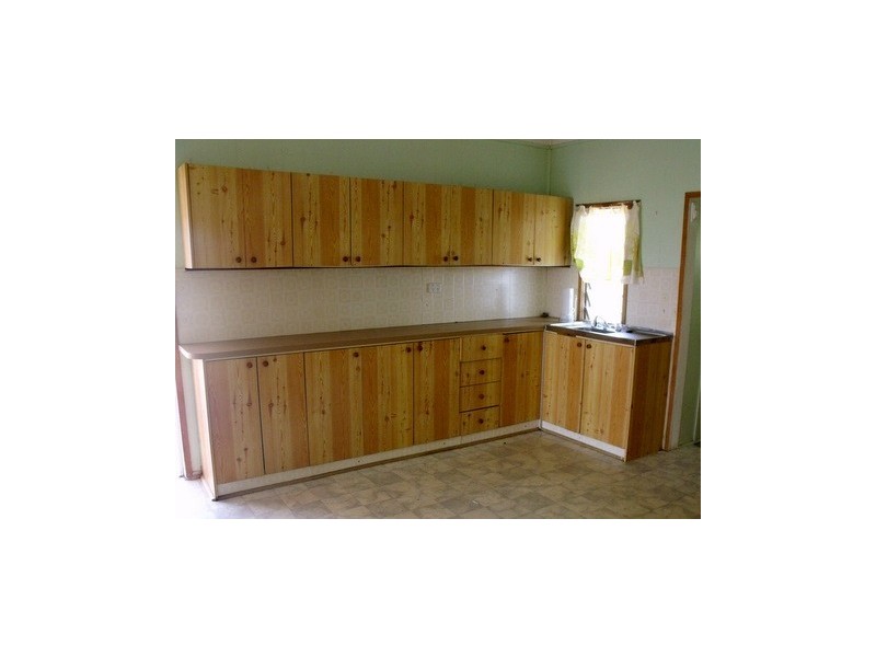 39 Russell Street, Wallumbilla QLD 4428