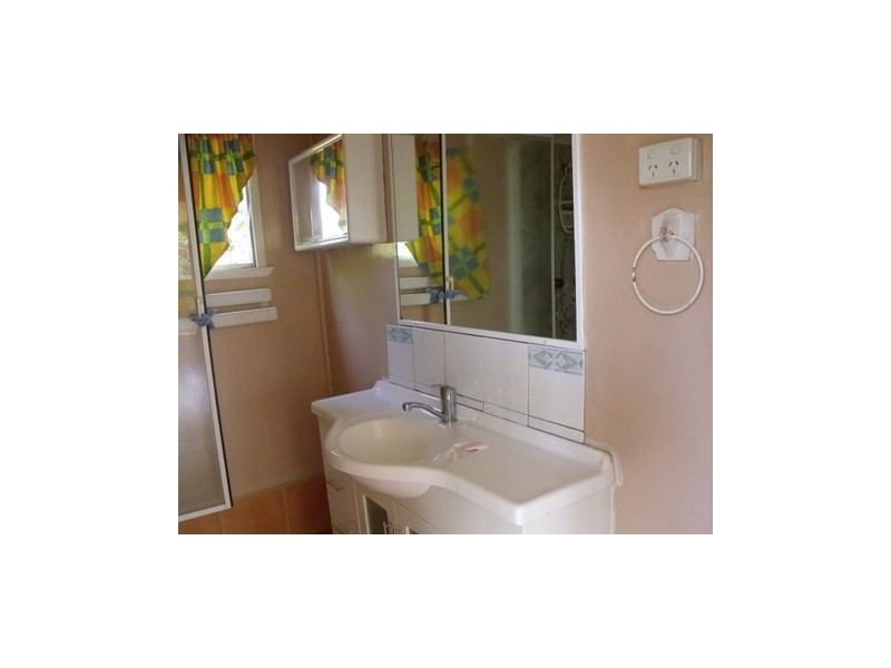 39 Russell Street, Wallumbilla QLD 4428