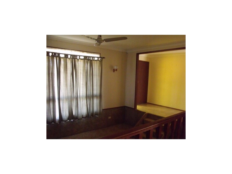 25 Ivan Street, Surat QLD 4417