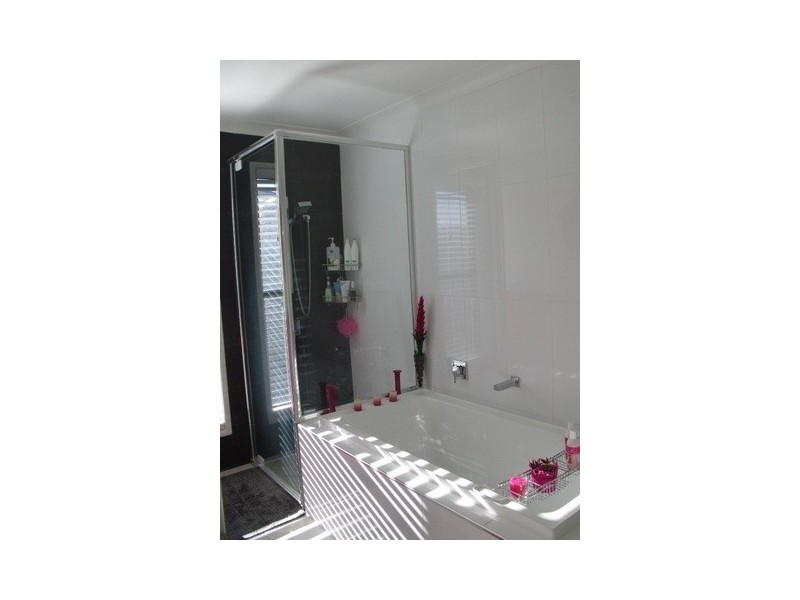 5 Lockyer Crescent, Roma QLD 4455