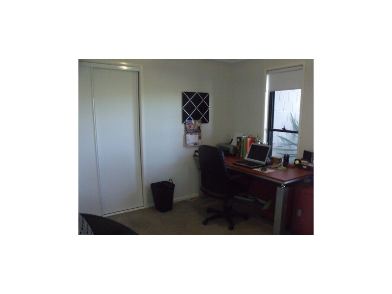 5 Lockyer Crescent, Roma QLD 4455