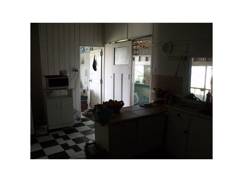 802-804 Ernest Street, Hodgson QLD 4455