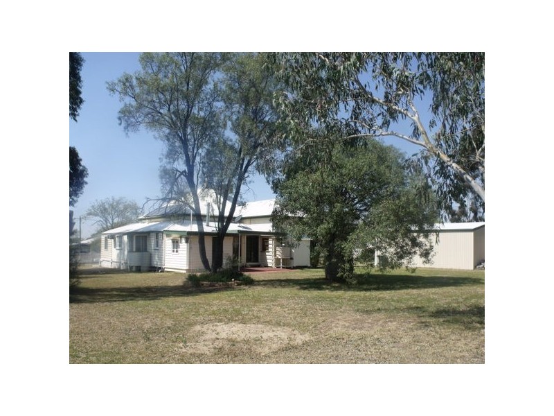5 Spencer Street, Roma QLD 4455
