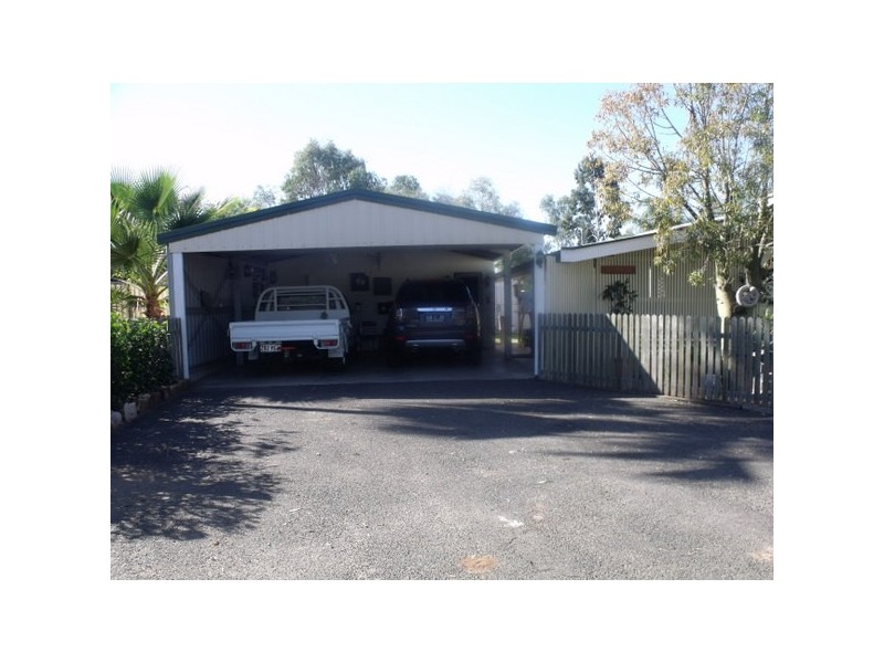 5 Timbury Street, Roma QLD 4455