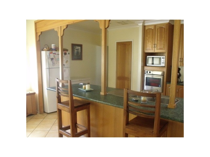 5 Timbury Street, Roma QLD 4455