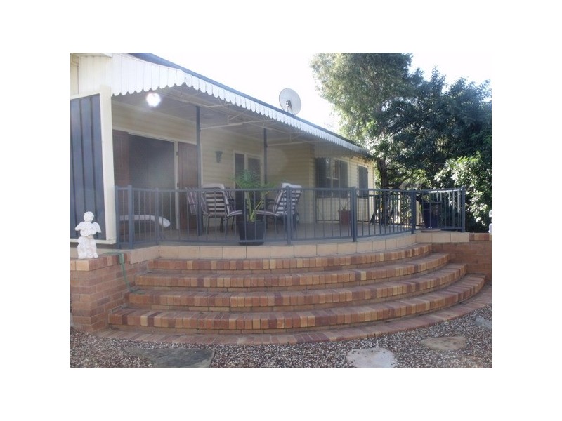 5 Timbury Street, Roma QLD 4455