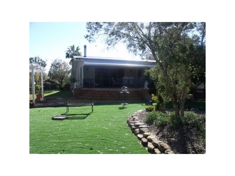 5 Timbury Street, Roma QLD 4455